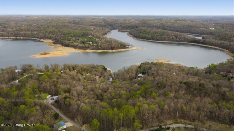 21 - 22 Cedar Point Rd, Bee Spring, KY 42207