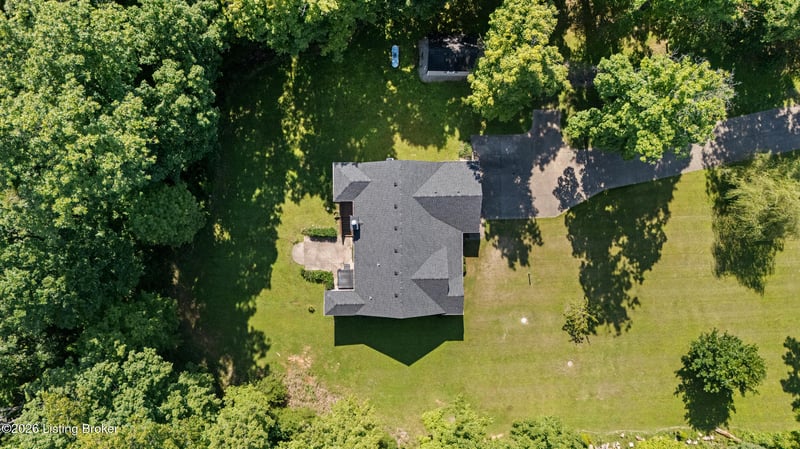 210 E Indian Stone Rd, Shepherdsville, KY 40165