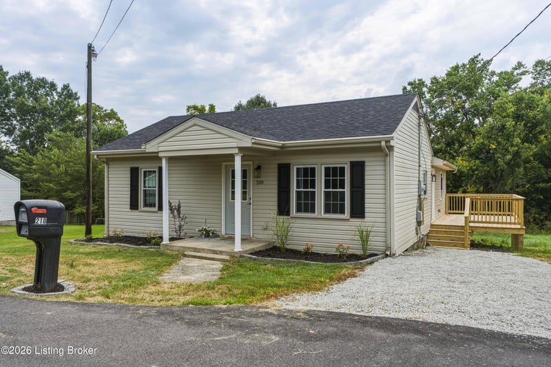 210 Montclair School Rd, Simpsonville, KY 40067