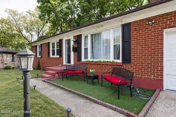 210 Spring Garden Dr, Louisville, KY 40218
