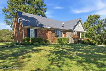 2100 Walnut Rd, La Grange, KY 40031