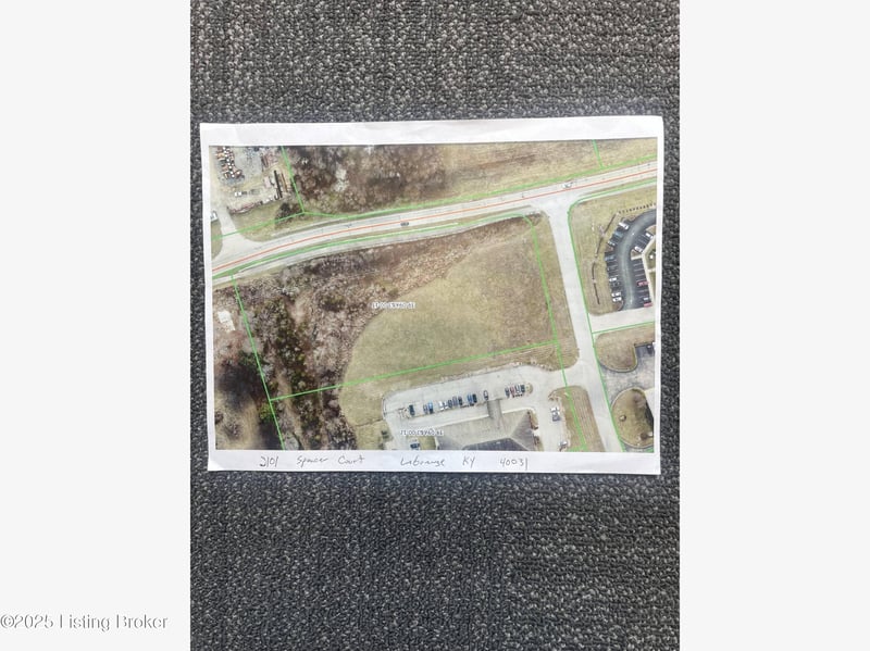 2101 Spencer Ct, La Grange, KY 40031