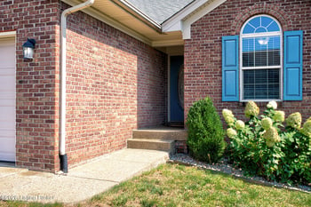 2105 Two Springs Dr, Shelbyville, KY 40065