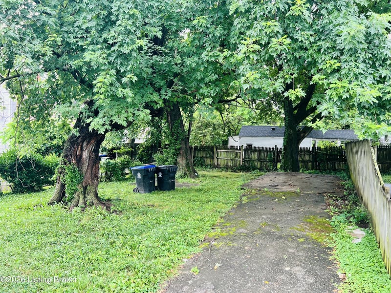 2108 Burwell Ave, Louisville, KY 40210