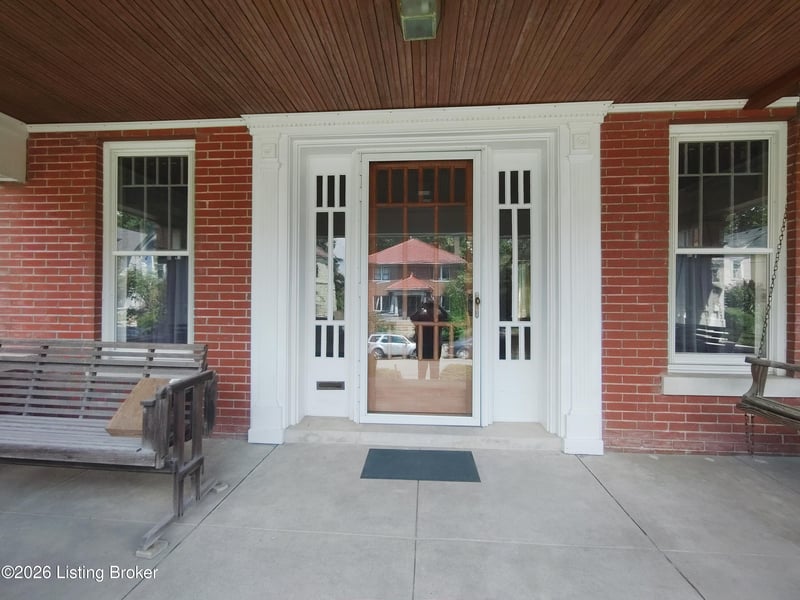 2108 Edgeland Ave, Louisville, KY 40204