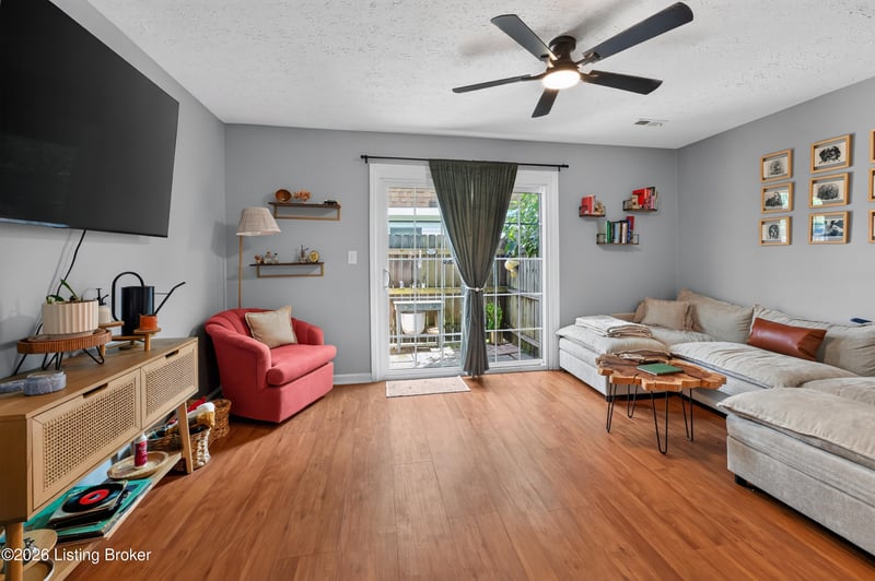 211 Fairfax Ave #6, Louisville, KY 40207