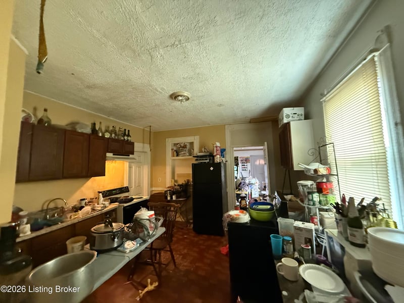2111 Grand Ave, Louisville, KY 40210