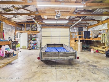 2115 Fox Trail Dr, La Grange, KY 40031