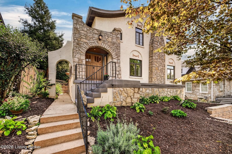 2116 Lakeside Dr, Louisville, KY 40205