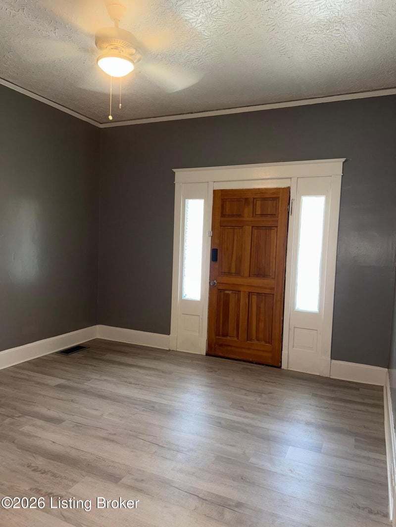 2117 Greenwood Ave, Louisville, KY 40210