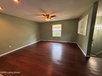 212 Bluegrass Rd, Elizabethtown, KY 42701