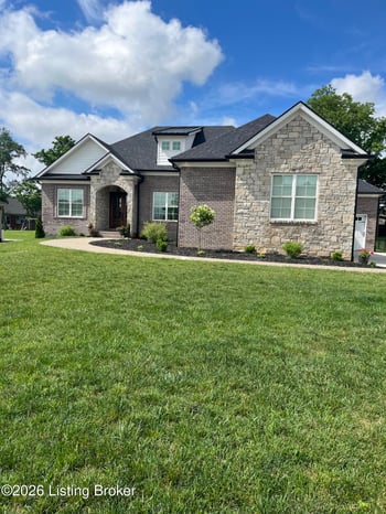 212 Cherokee Dr, Shelbyville, KY 40065