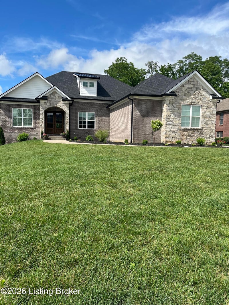 212 Cherokee Dr, Shelbyville, KY 40065
