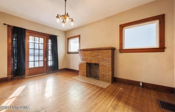 2121 W Oak St, Louisville, KY 40210