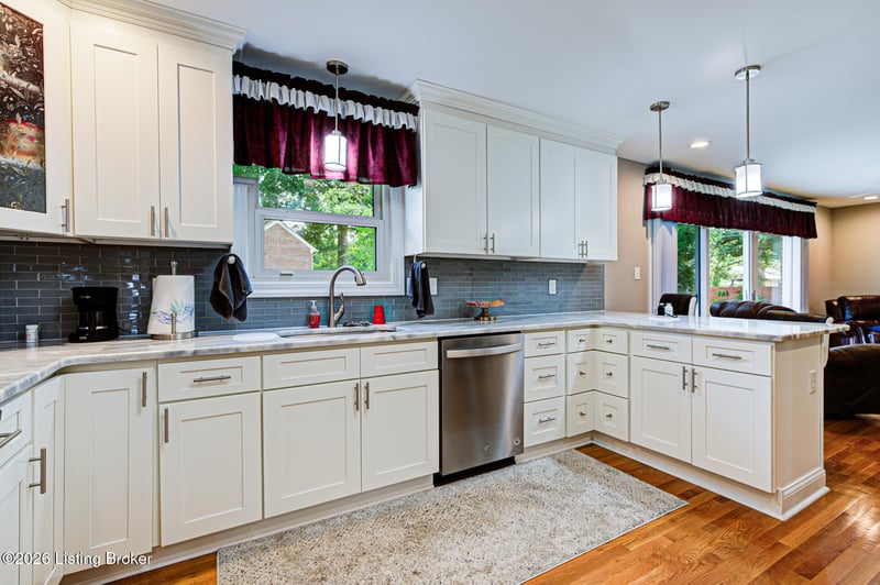 213 Pocahontas Trl, Georgetown, KY 40324