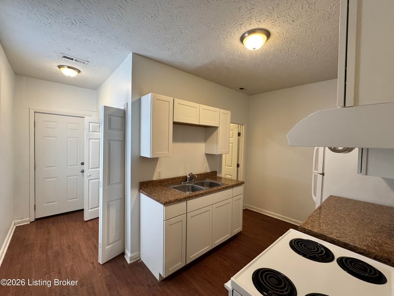 2136 Lytle St, Louisville, KY 40212