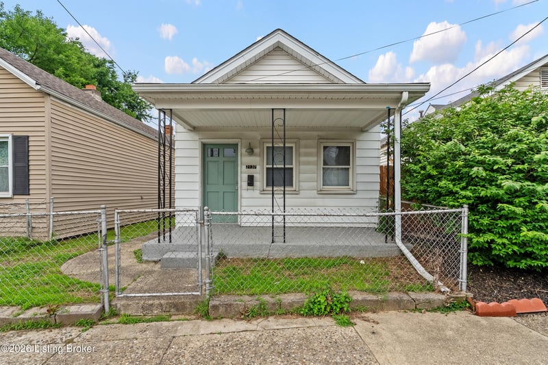 2137 Bradley Ave, Louisville, KY 40217