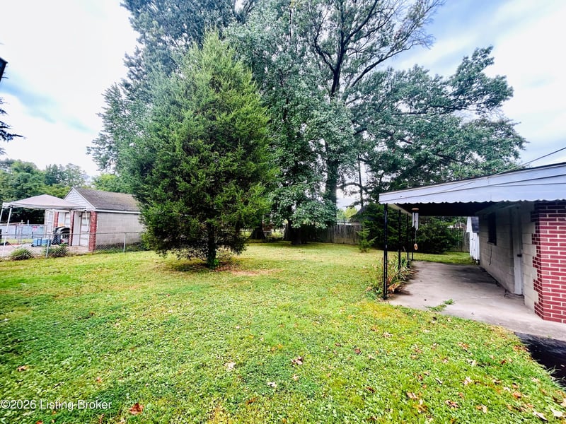 214 S Lillian Way, Louisville, KY 40214