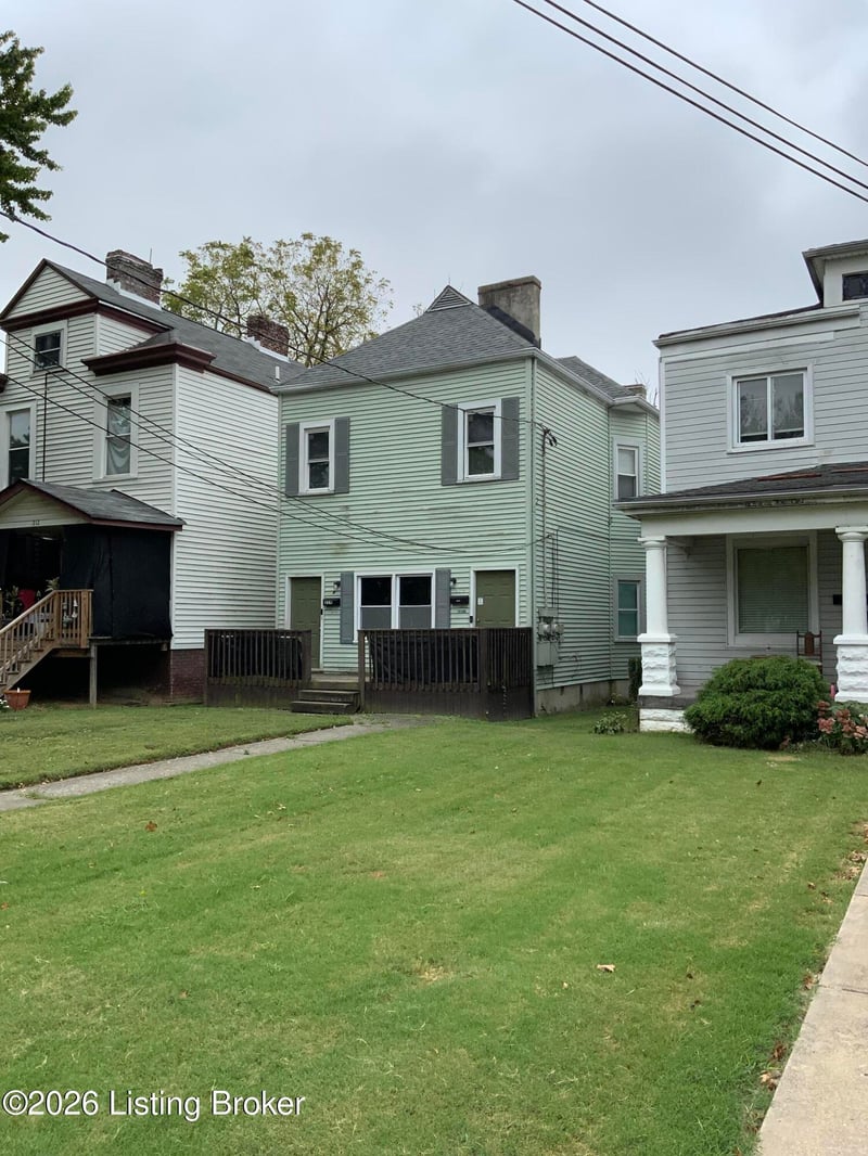 214 W Collins Ct, Louisville, KY 40214