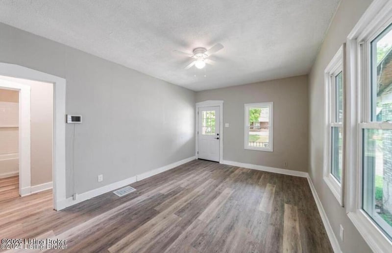 2146 W Gaulbert Ave, Louisville, KY 40210