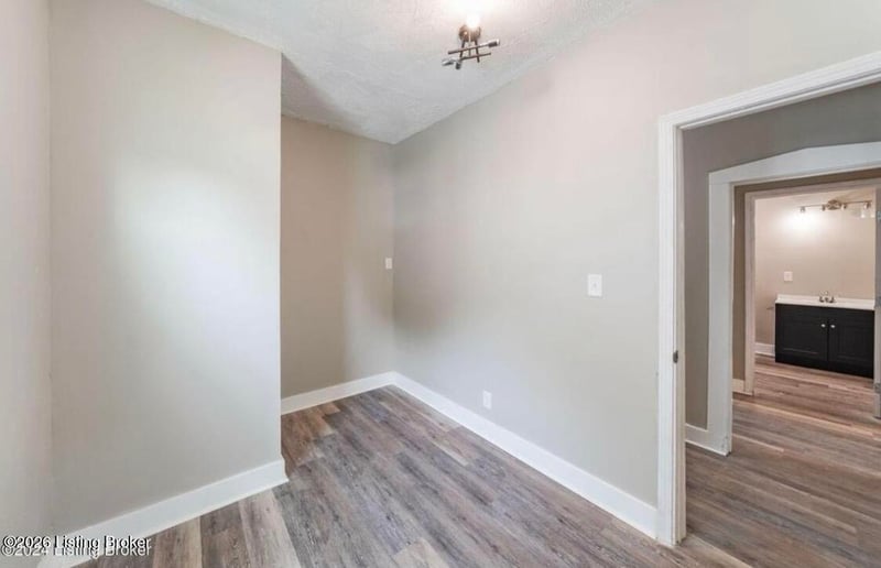 2146 W Gaulbert Ave, Louisville, KY 40210