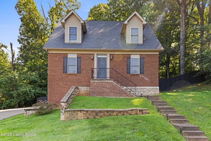 215 S Parkside Dr, Bardstown, KY 40004
