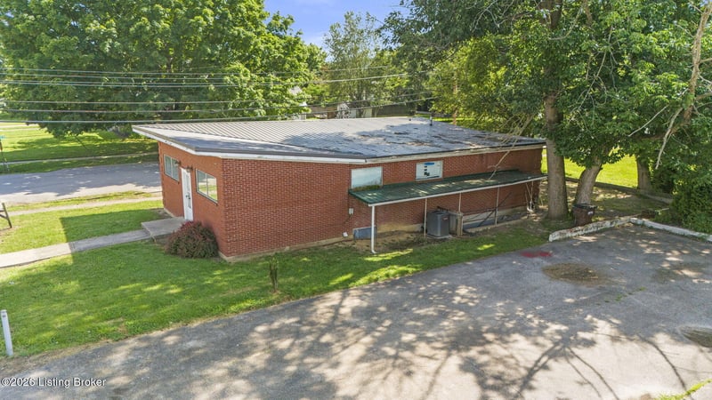 216 5th St, Carrollton, KY 41008