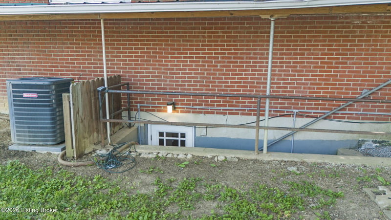 216 5th St, Carrollton, KY 41008