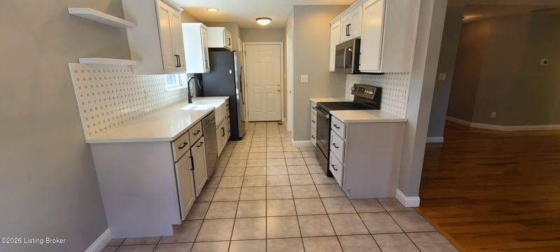 216 Woebegona Way, Hodgenville, KY 42748