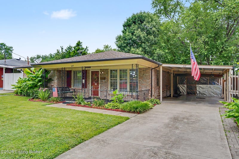 217 Mackie Ln, Louisville, KY 40214