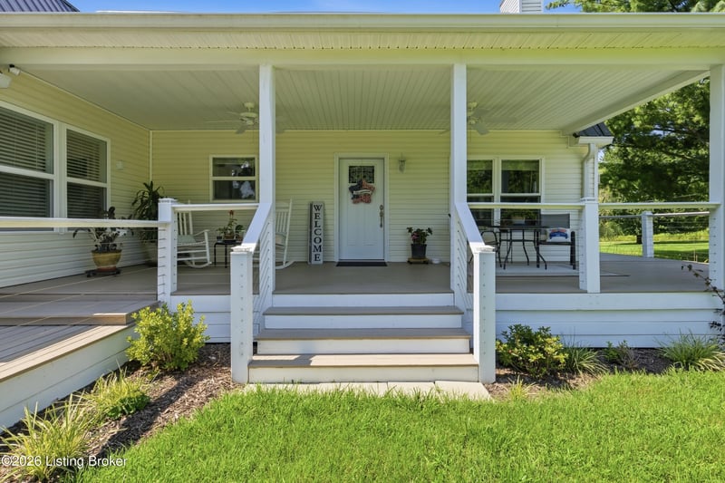 217 Stanley Dr, Shepherdsville, KY 40165