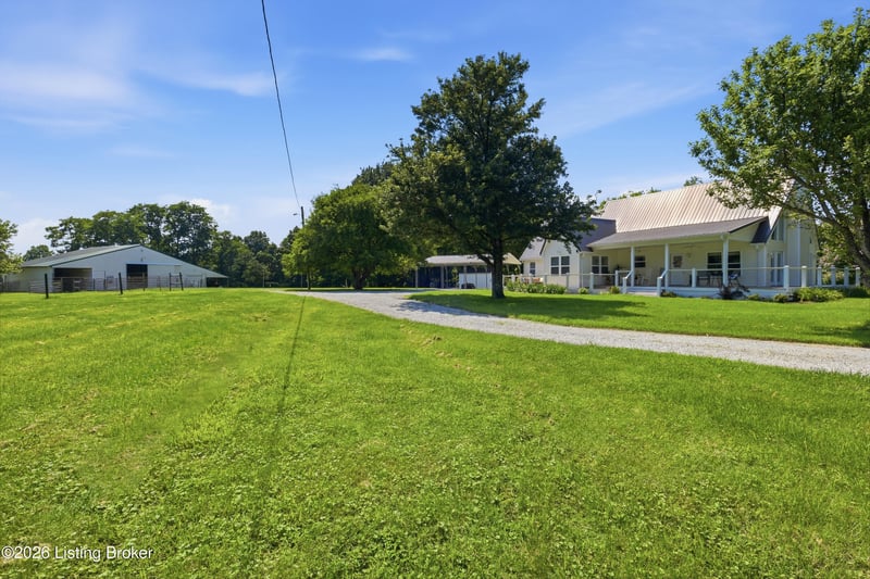 217 Stanley Dr, Shepherdsville, KY 40165