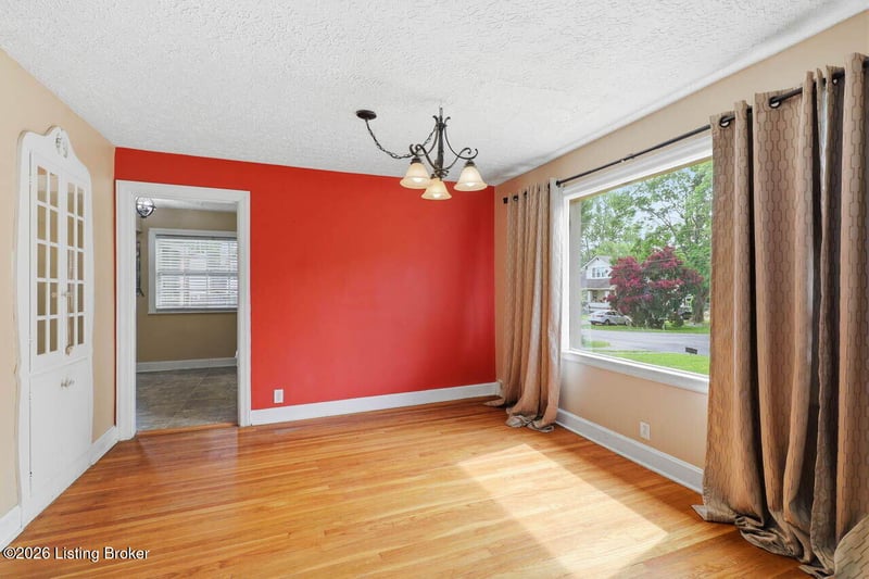 219 West Ave, Mt Washington, KY 40047