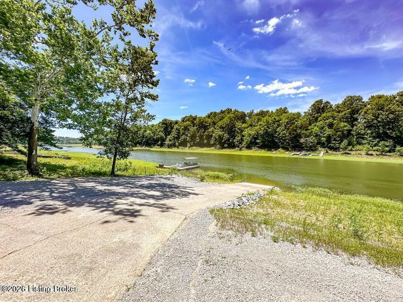 2199 Eveleigh Rd, Leitchfield, KY 42754