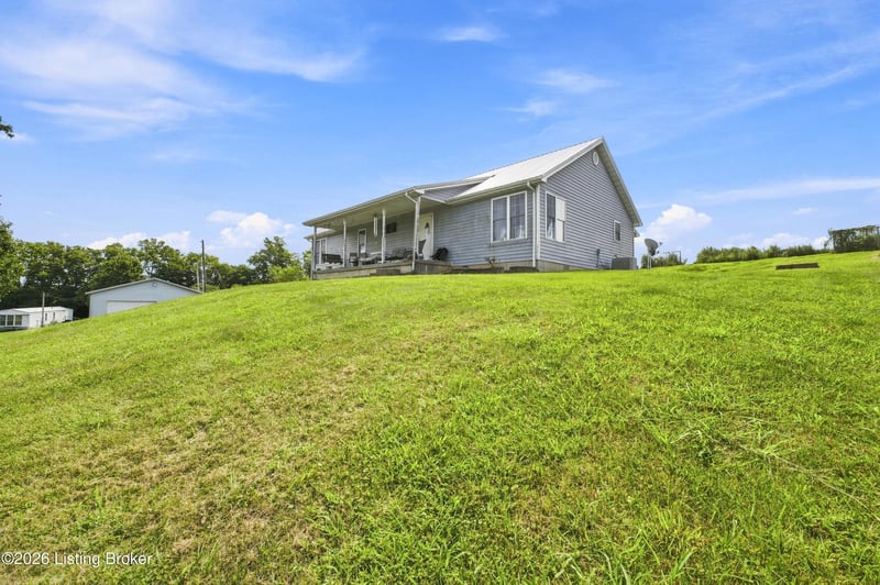 220 Burns Ln, Taylorsville, KY 40071