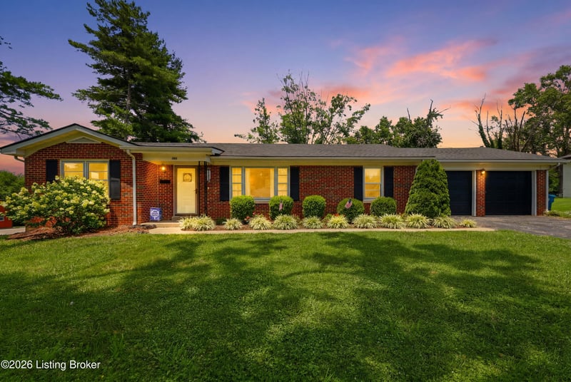 220 Forrest Dr, Lawrenceburg, KY 40342