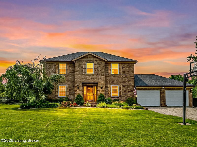220 Hialeah Dr, Coxs Creek, KY 40013