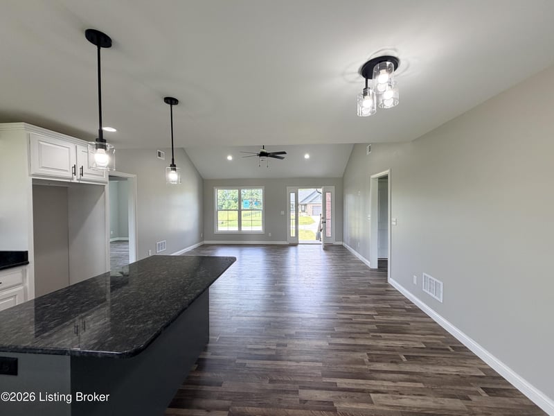 220 Open Meadow Dr, Bardstown, KY 40004