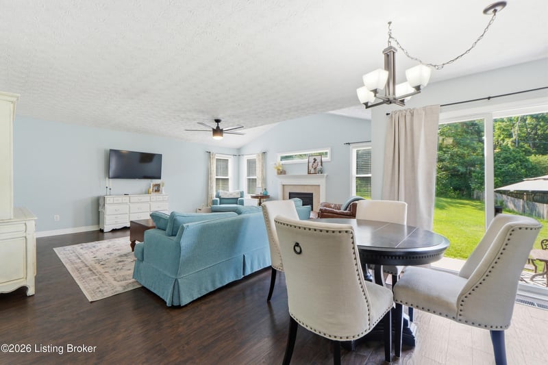 2200 Cherrywood Dr, La Grange, KY 40031