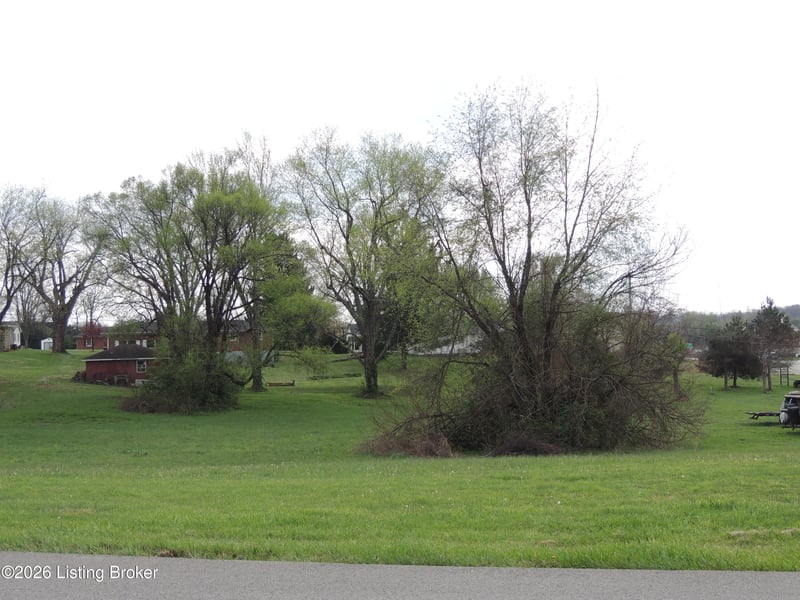 2201 Elmcrest Dr, Bardstown, KY 40004