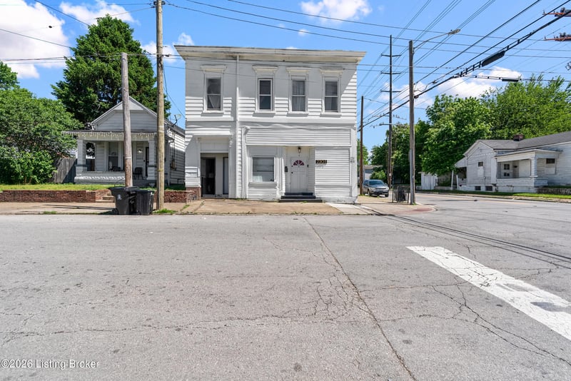 2201 Griffiths Ave, Louisville, KY 40212