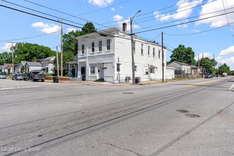 2201 Griffiths Ave, Louisville, KY 40212