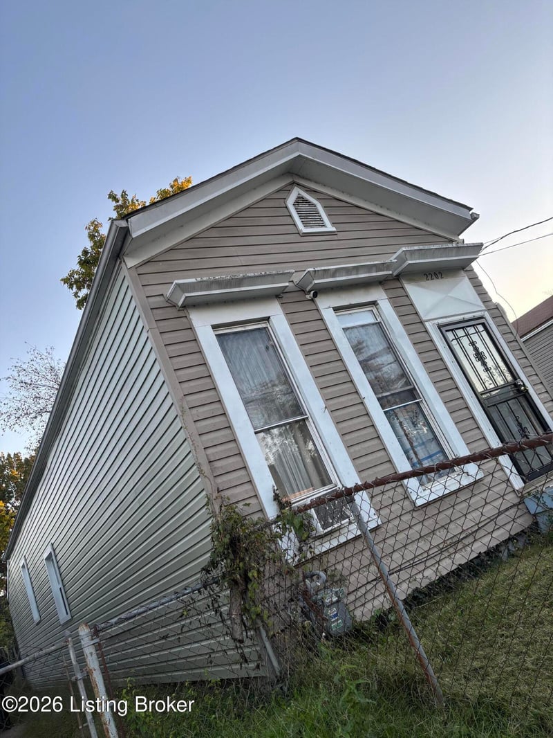 2202 Duncan St, Louisville, KY 40212