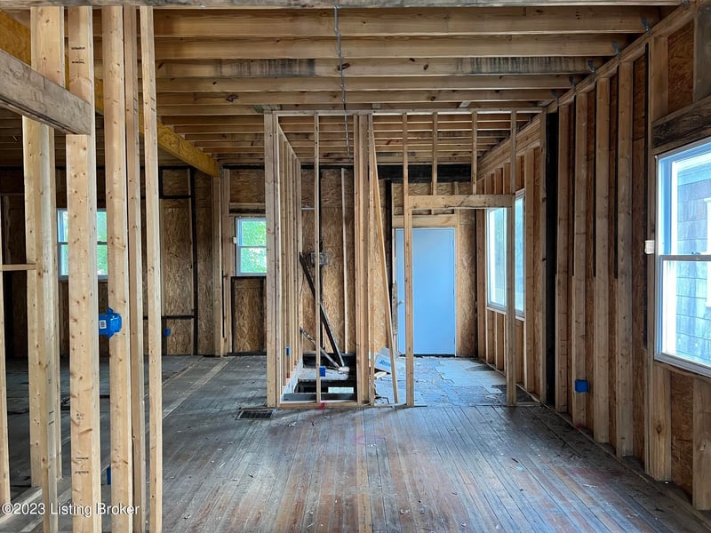 2203 Date St, Louisville, KY 40210