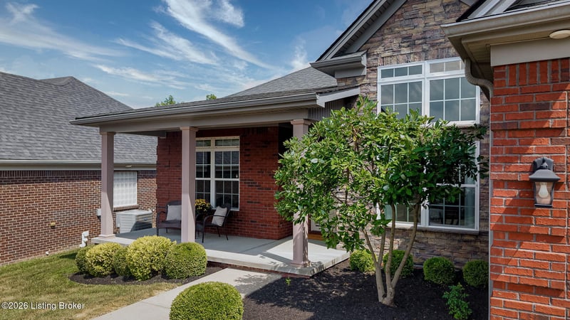 2203 Tatton Dr, Louisville, KY 40245