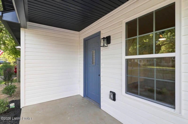 2205 Parkwood Rd, Louisville, KY 40214