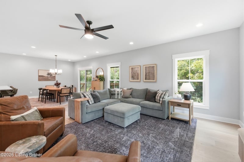 2206 Northgate Ct, La Grange, KY 40031