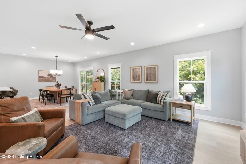 2206 Northgate Ct, La Grange, KY 40031