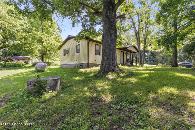 2209 18 Mile Creek Rd, Westport, KY 40077