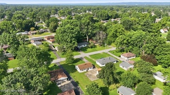 2209 Peaslee Rd, Louisville, KY 40216